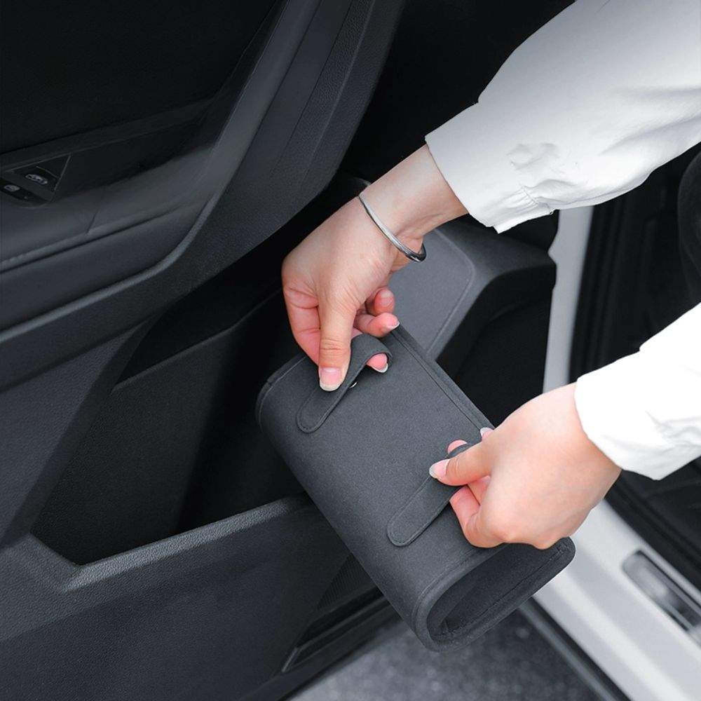 Multifunctional Car Trash Bin and Organizer